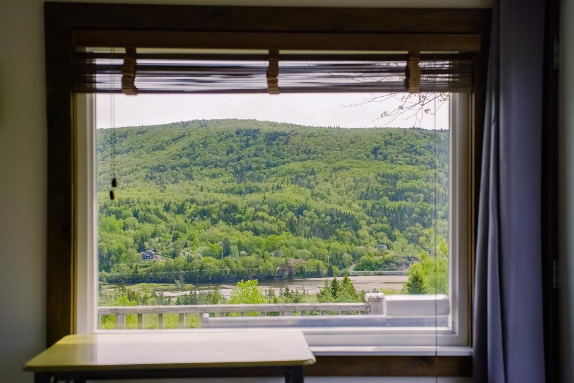 Chanterelle Inn & Cottages Baddeck Exterior photo