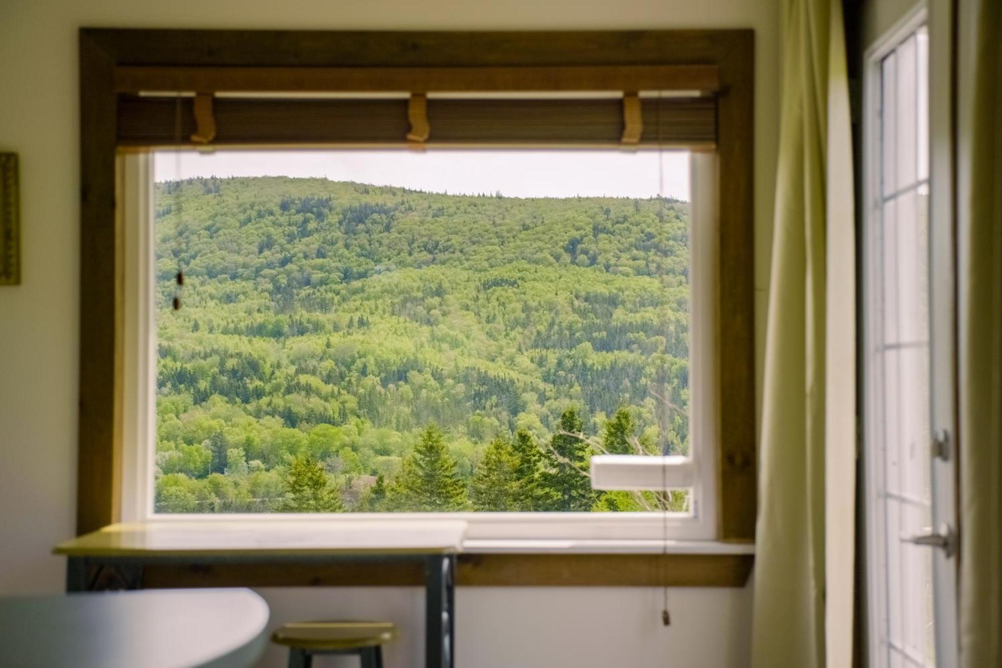 Chanterelle Inn & Cottages Baddeck Exterior photo